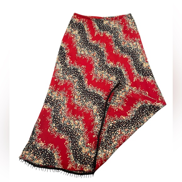 Carol Anderson Collection Beautiful lined Skirt With Beaded hem Floral Y2K Large - Picture 1 of 7